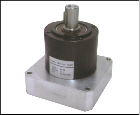 1:5 independent transmission gearbox