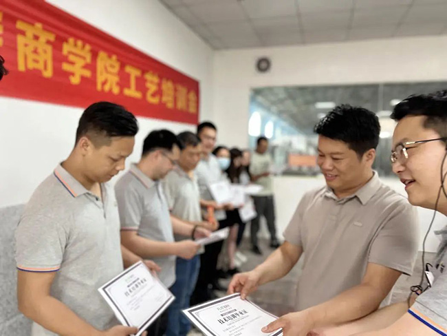 AG一飞冲天300倍游戏(中国游)官方网站